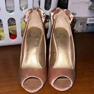 Badgley Mischka Satin with Bow Peep Toe Heels - Rose Gold